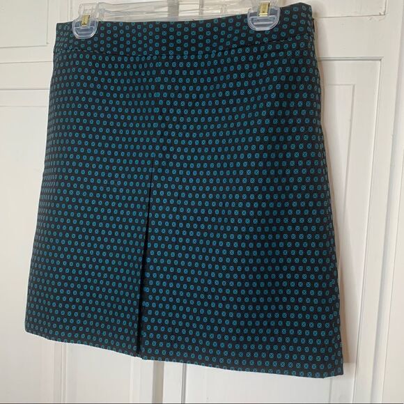 LOFT Professional Single Pleat Pencil Skirt - Picture 2 of 11